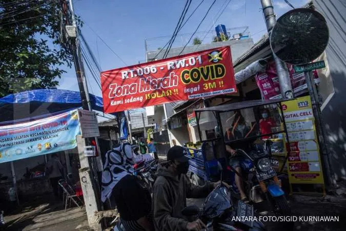 Indonesia hits 2 million coronavirus cases, tightens curbs