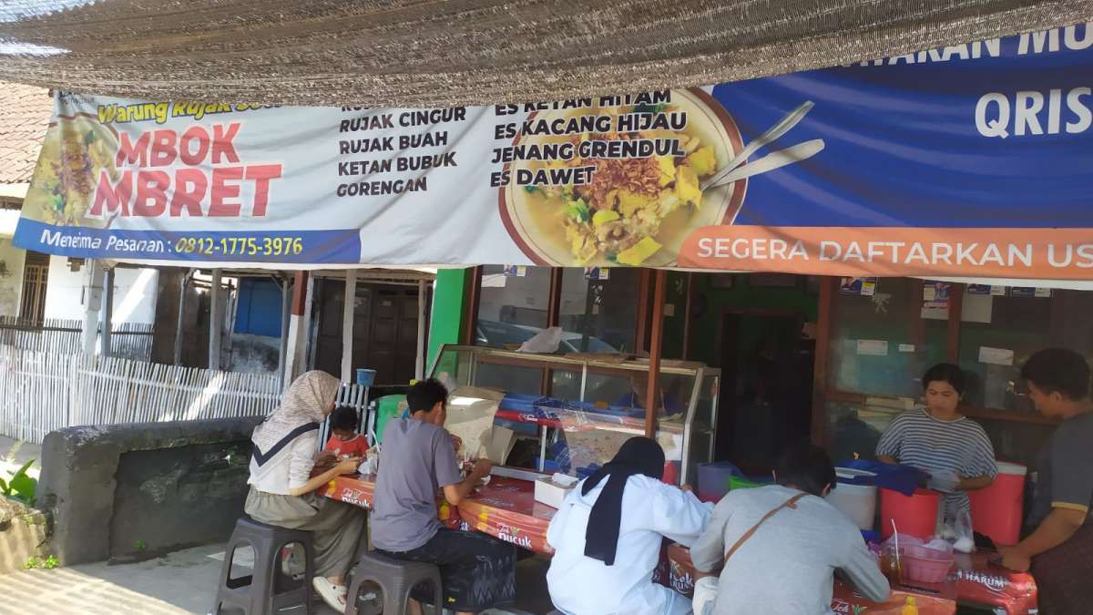 Rasa Njebret Rujak Soto Masakan Mbok Mbret