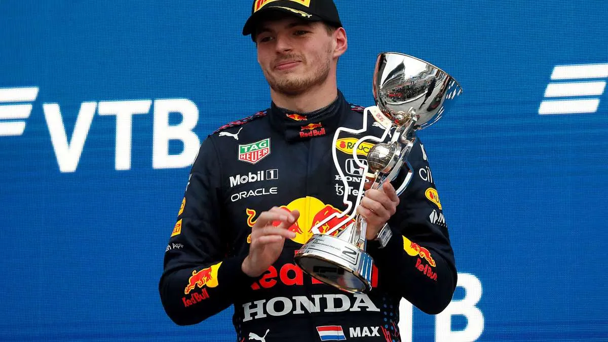 Max Verstappen Sedang Menorehkan Sejarah di Formula 1