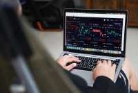 Peluang PTRO Masuk MSCI: Analis Beri Target Harga Rp 14.000