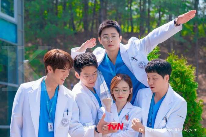 Rekomendasi 6 Drama Korea Tanpa Pemeran Antagonis, Bikin Hati Tenang