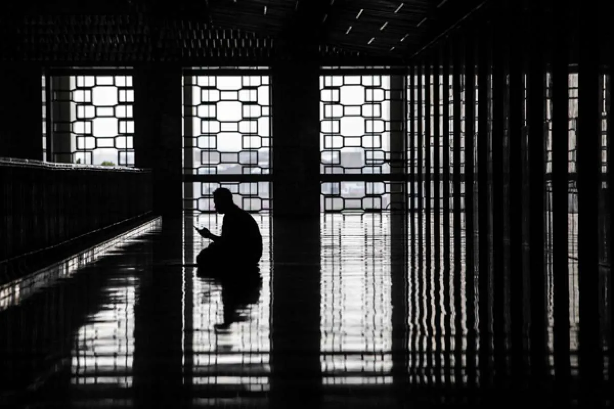 Sesuai dengan Anjuran Rasulullah, Ini Tata Cara Melaksanakan Salat Sunnah Tahajud