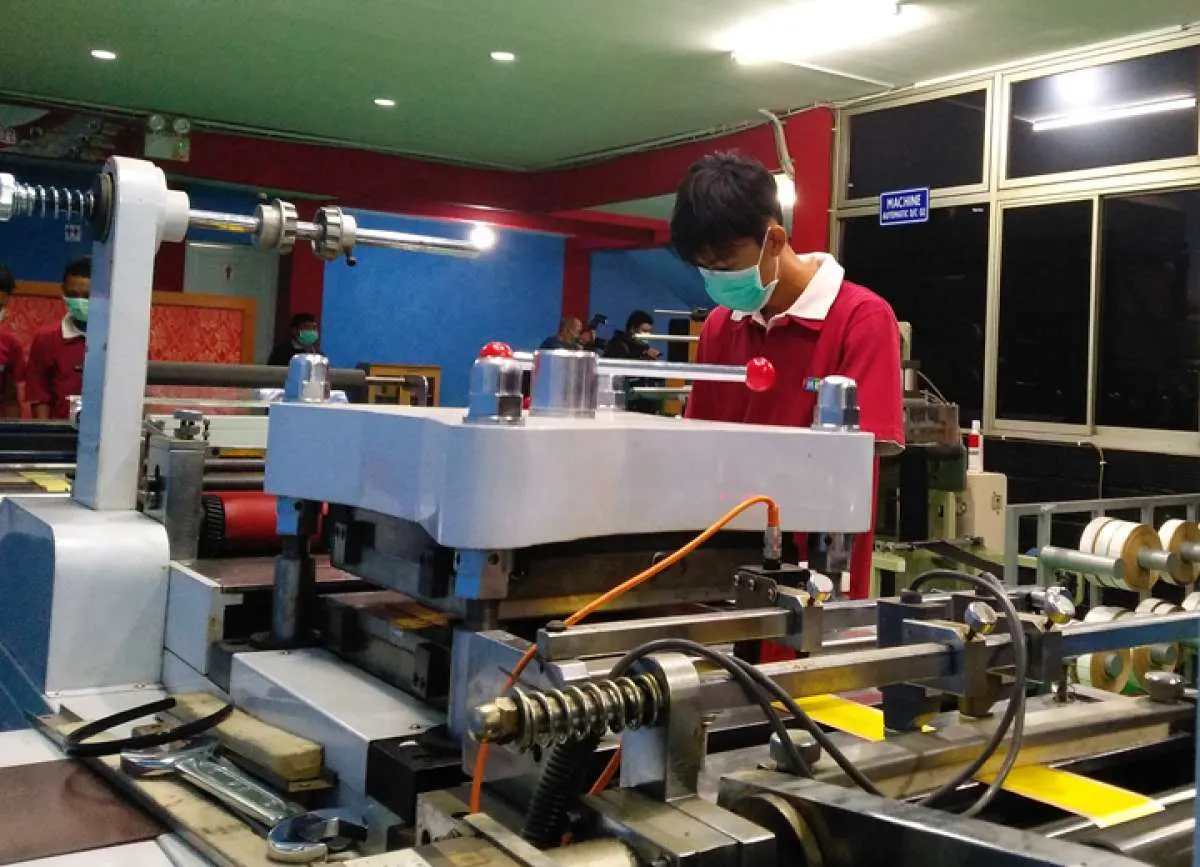 Kemenperin menaksir kerugian IKM komponen otomotif akibat corona