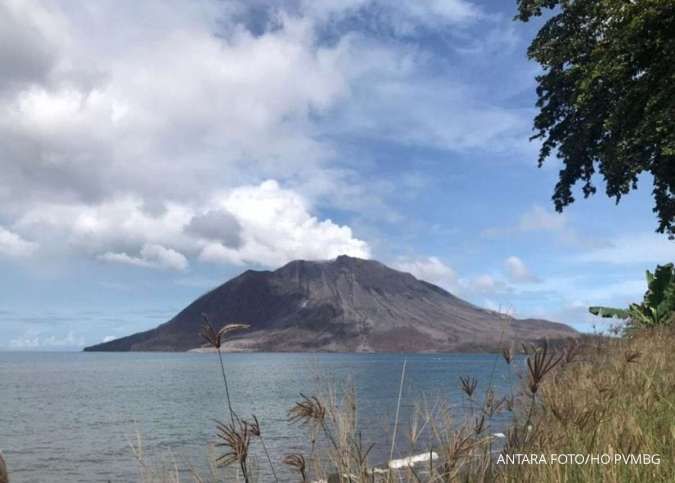 Gunung Ruang Kembali Erupsi, Ini Hasil Deteksi Dini Tsunami oleh BMKG