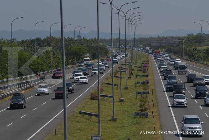 Hingga Jumat malam, sebanyak 205.637 kendaraan masuk Jakarta