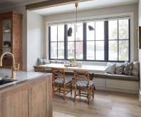  6 Ide Meja dan Kursi Belajar Anak yang Bikin Fokus Sekaligus Betah di Kamar