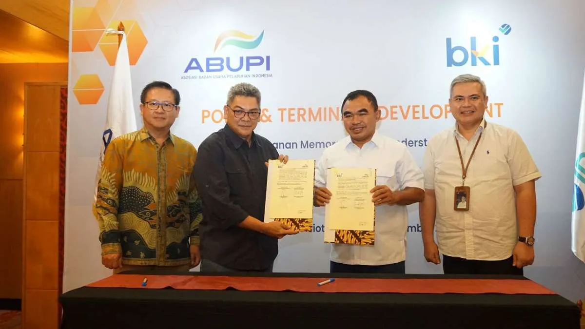 Penandatanganan MoU antara PT BKI dan Asosiasi Badan Usaha Pelabuhan Indonesia