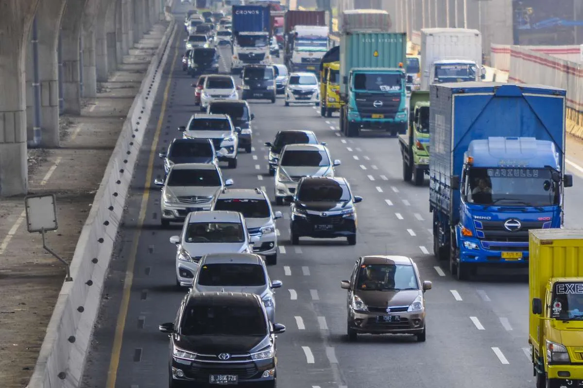 Konstruksi Tol Japek II Selatan paket 3 tembus 40,20%