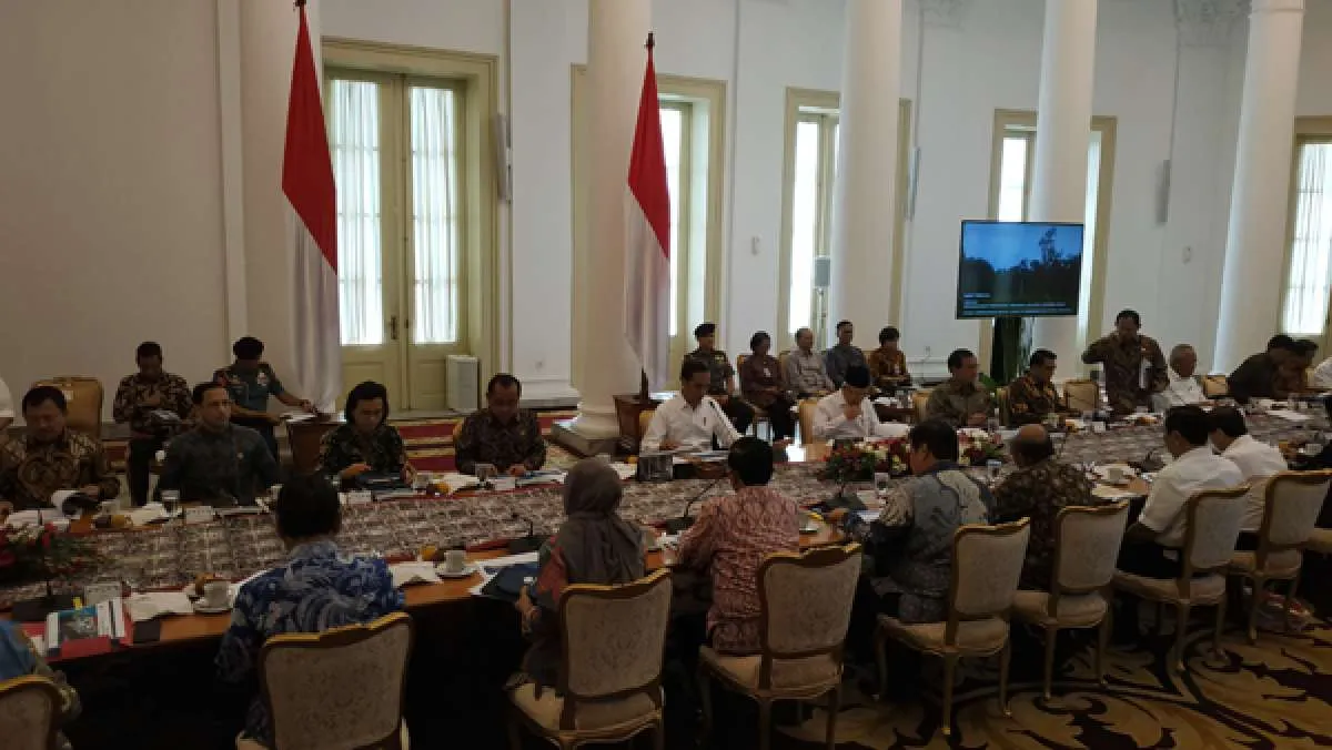 Masalah Amdal akan dipermudah dalam Omnibus Law selain mencabut perda