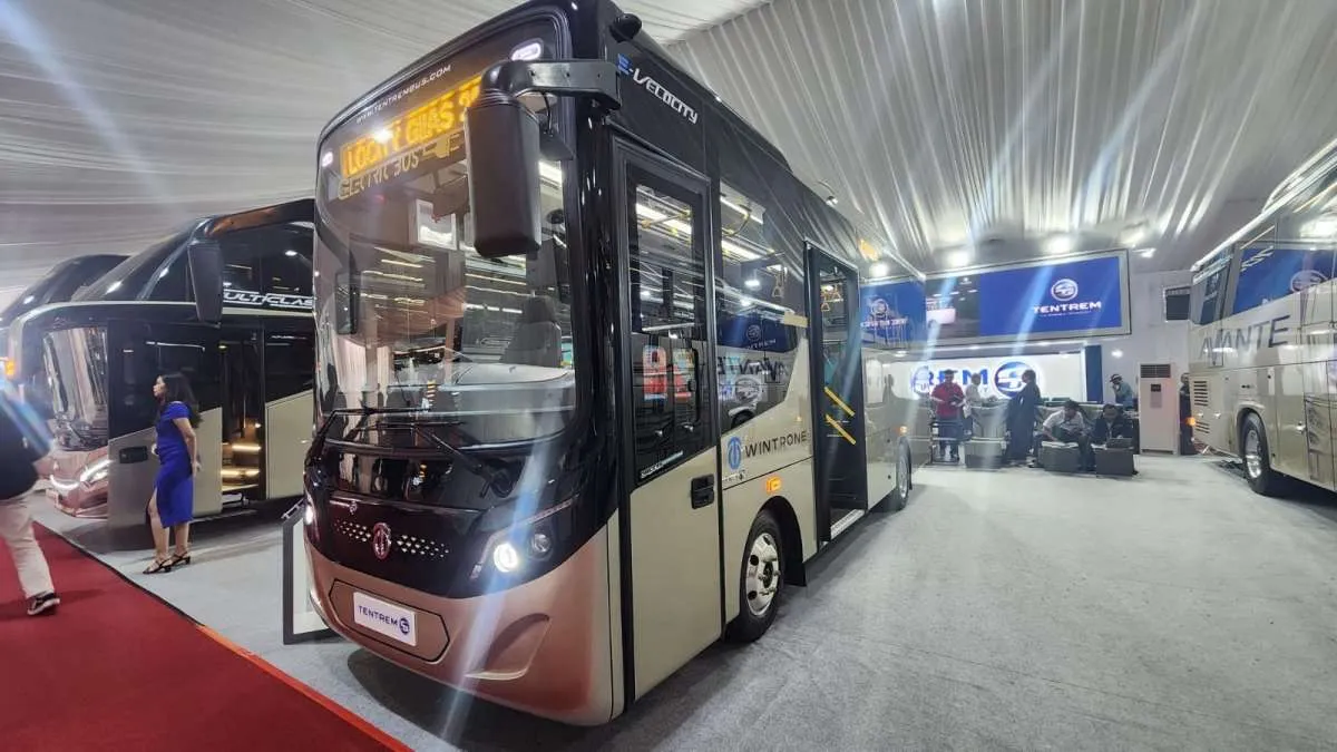 Wintrone Resmi Luncurkan Bus Listrik Orionis Sarvatra di GIIAS 2025