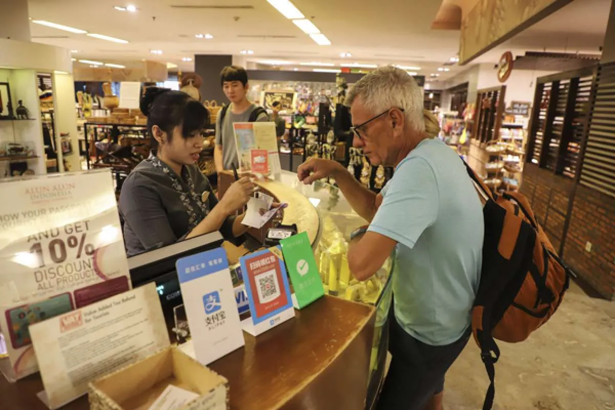 Bank BUKU 4 ramai-ramai ajukan izin kerja sama dengan Alipay dan WeChat Pay ke BI