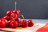 7 Manfaat Buah Kersen: Sejumlah Penyakit Kronis Ini Bisa Anda Hindari 