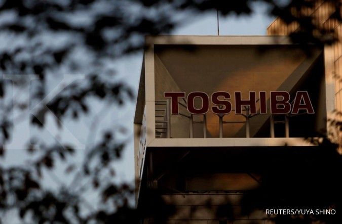 Toshiba kaji jual saham unit bisnis chip 