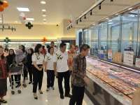 Mall Semi Terbuka Hampton Square di Gading Serpong Resmi Dibuka 