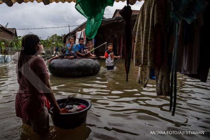 Upaya Evakuasi Akibat Banjir Bandang di Kabupaten Demak Terhambat Arus Deras