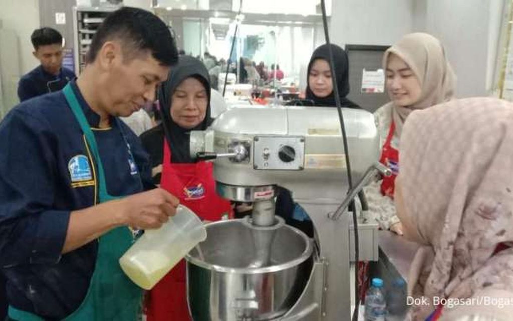  Bogasari Baking Center Latih Puluhan UMKM 