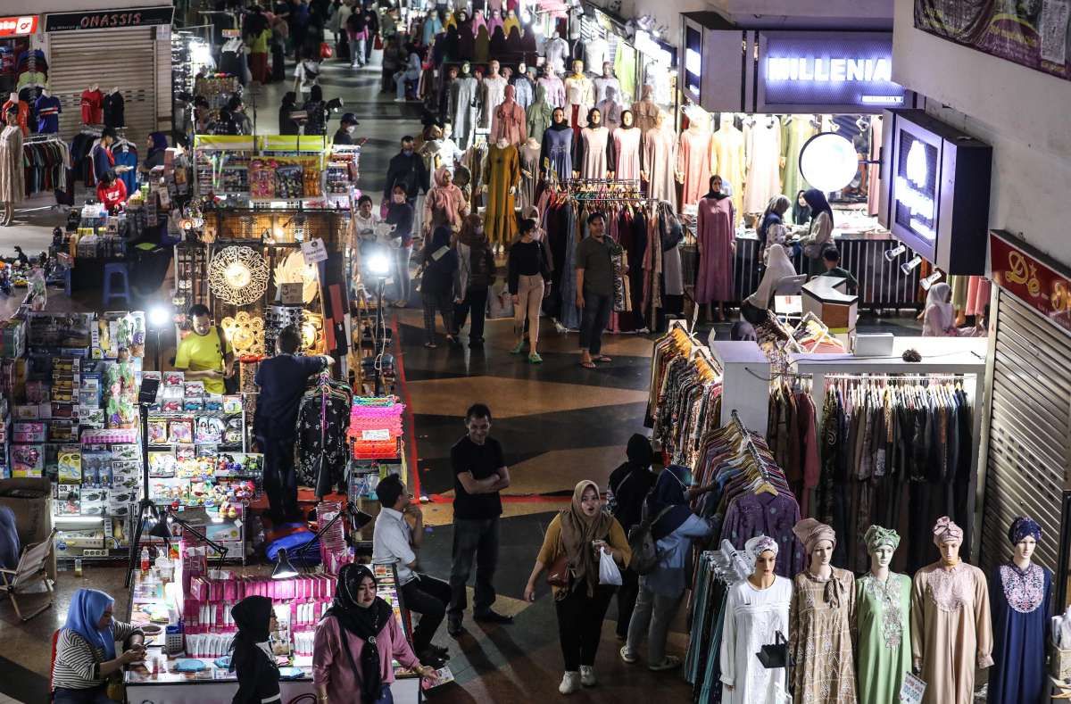 Menanti Efek Perubahan Status Pandemi ke Endemi