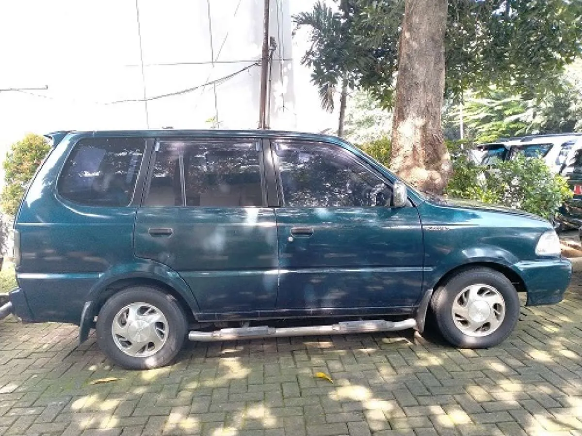 Harga mobil bekas Toyota Kijang Juni 2020 di Jakarta turun Rp 10 jutaan