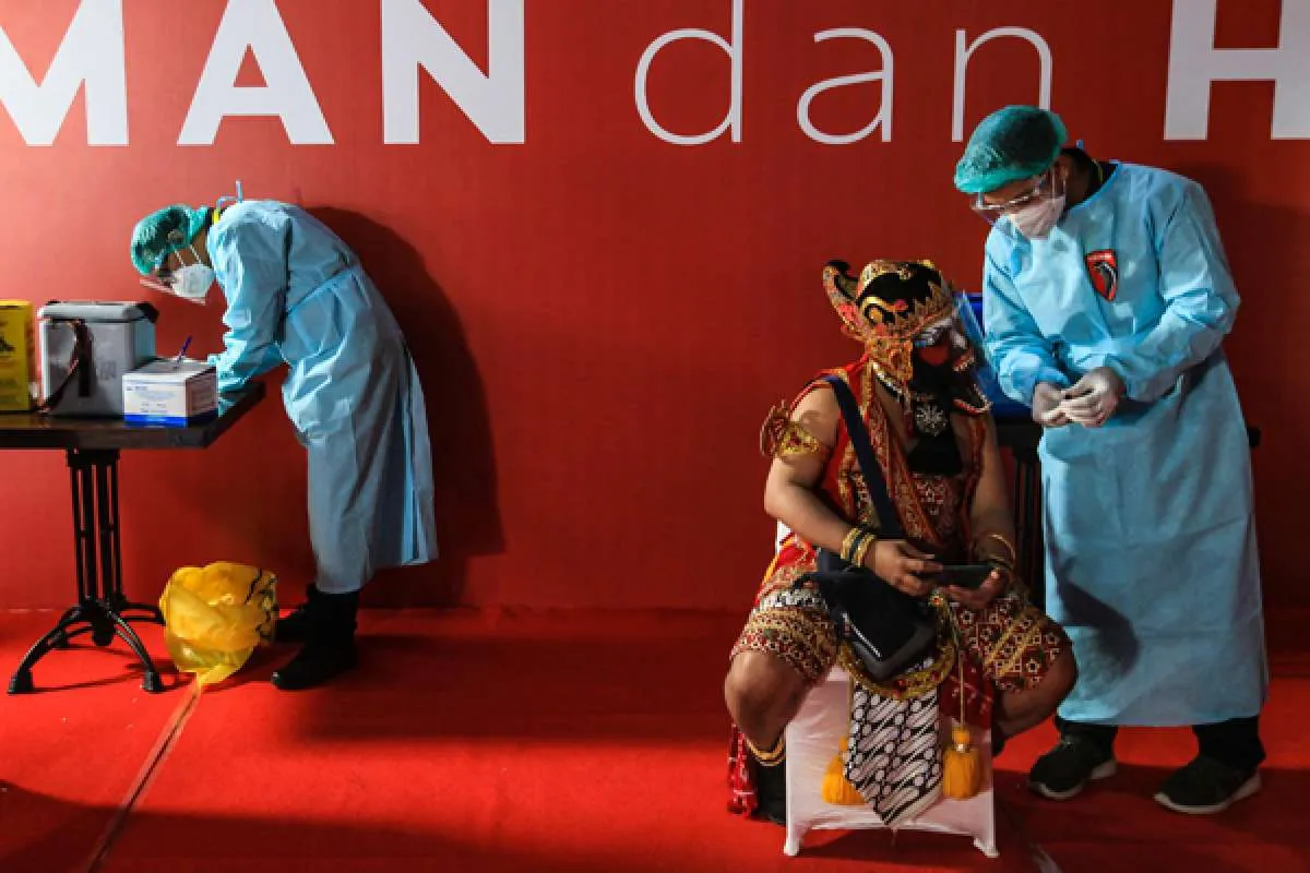 UPDATE Vaksinasi Covid-19, Selasa (20/4): Dosis 1= 11.101.291 dan Dosis 2= 6.131.887