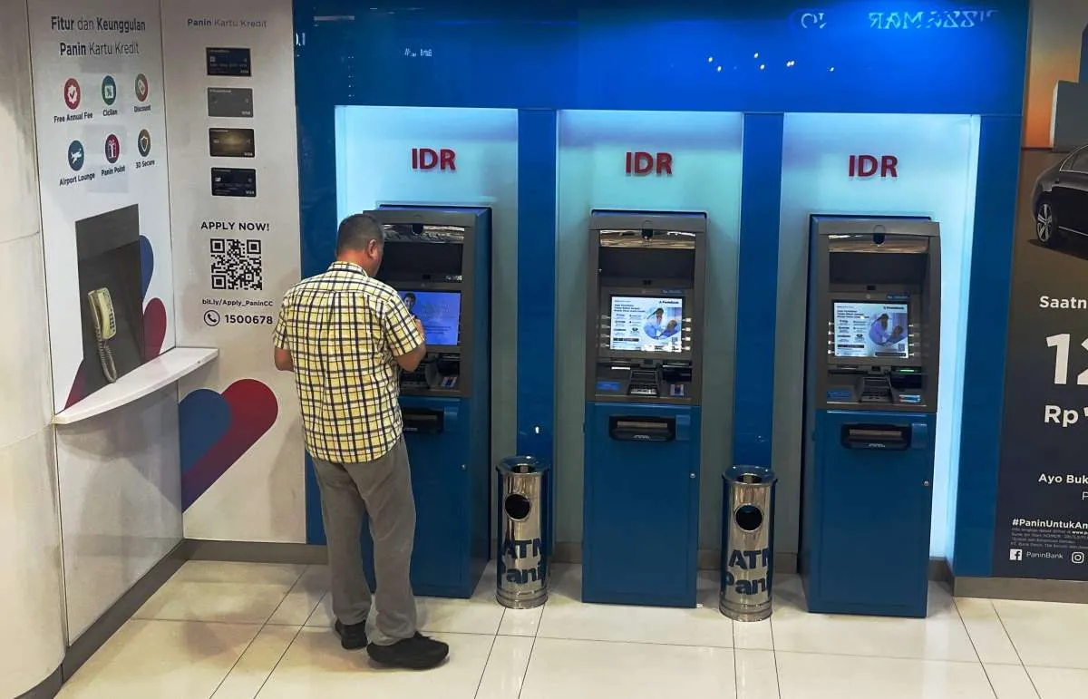 Transaksi Digital Perbankan Makin Digenjot, Transaksi ATM Makin Mengkerut