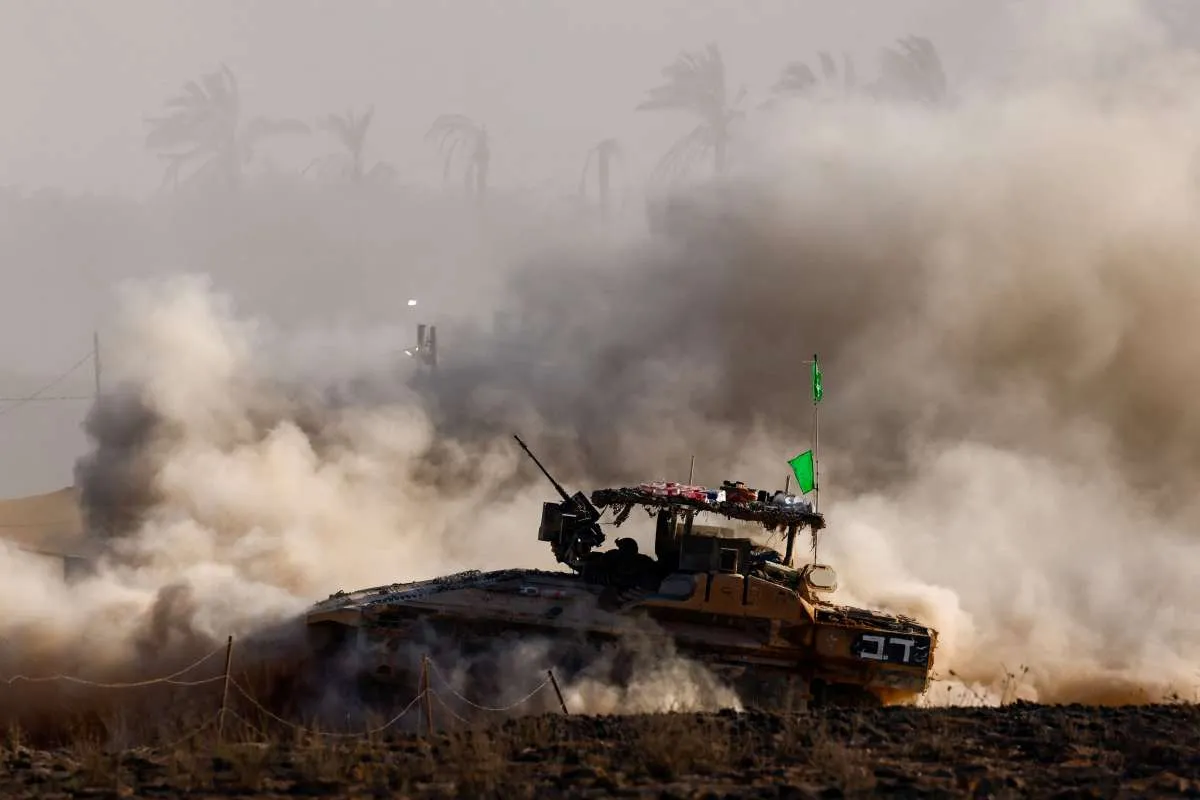 Israel Gempur Gaza City, Serangan Darat Terbesar Pecah! Ribuan Warga Mengungsi