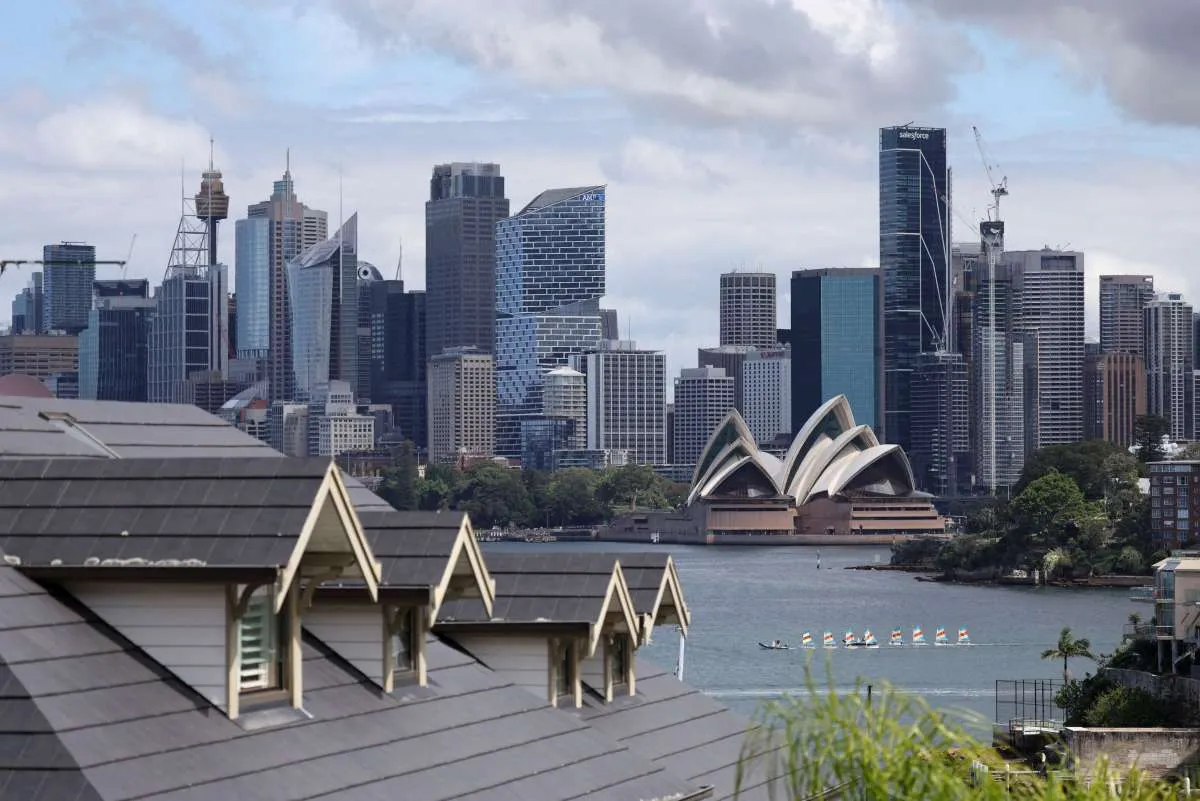 Ekonomi Australia: Lowongan Kerja Turun, Tapi Pengeluaran Rumah Tangga Melonjak