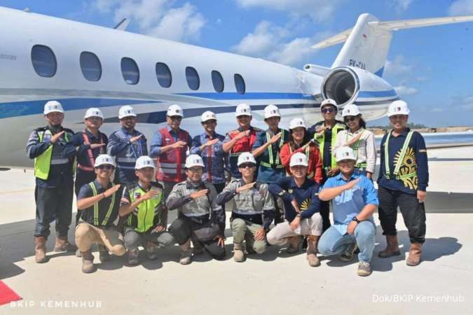 Pendaratan Perdana Pesawat Jet Berpenumpang di Bandara IKN Berlangsung Mulus