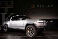 Produsen Kendaraan Listrik (EV) AS Rivian dan Lucid Kelimpungan Hadapi Tarif Trump 
