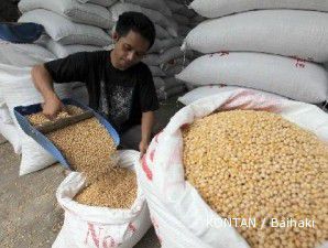 Selain beras, tahun depan Kementan juga akan genjot produksi kedelai 