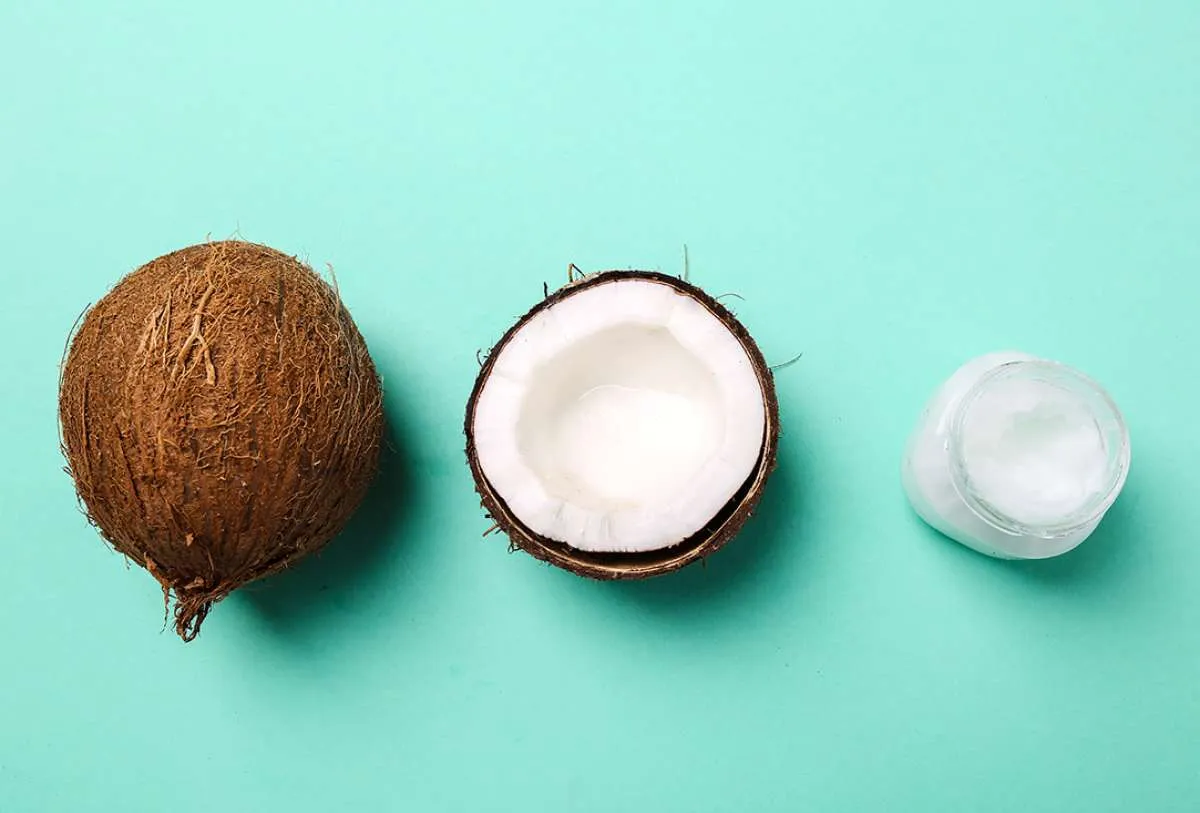 5 Manfaat Buah Kelapa Untuk Kesehatan, Simak!