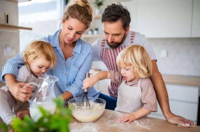 Jadi Sarana Belajar dan Bermain, Ikuti 7 Tips Masak Menyenangkan Bersama Anak