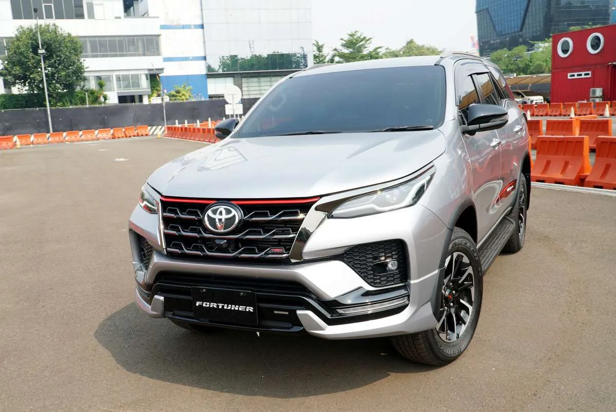 Diskon Fortuner tembus Rp 30 juta, Nissan Terra Rp 35 juta, siapa berminat? 