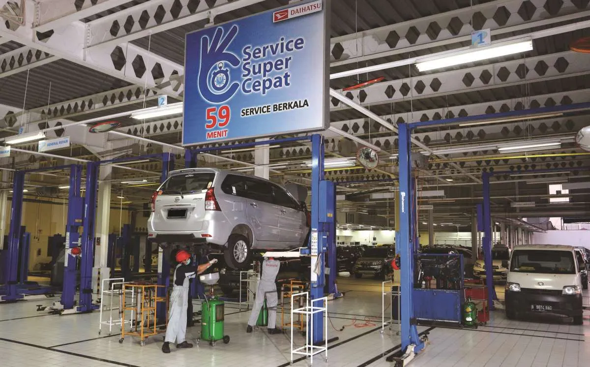 Sebelum merawat mobil menggunakan dana THR, 6 hal harus Anda lakukan dulu