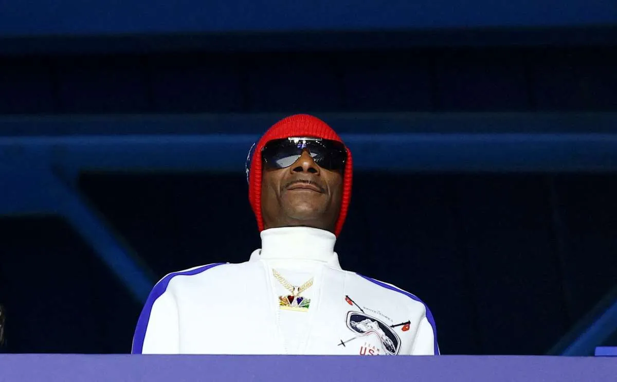 Snoop Dogg Disambut Meriah pada Kunjungan Perdana ke Swansea City