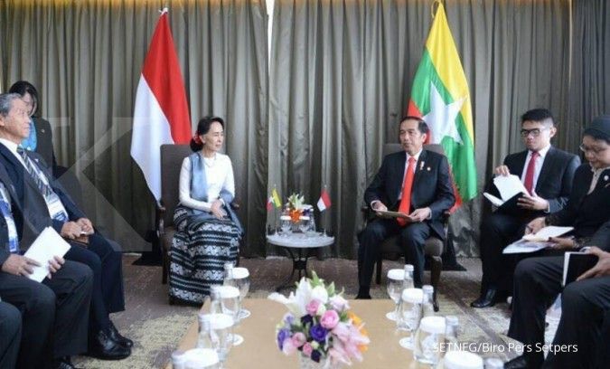 Jokowi minta Suu Kyi jaga perdamaian di Rakhine