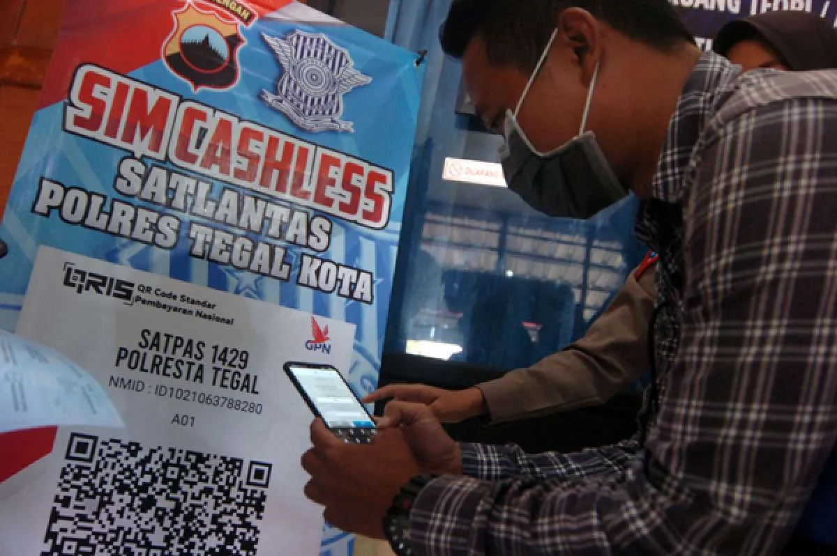 Bisa online, ini cara perpanjang SIM dengan menggunakan Hp