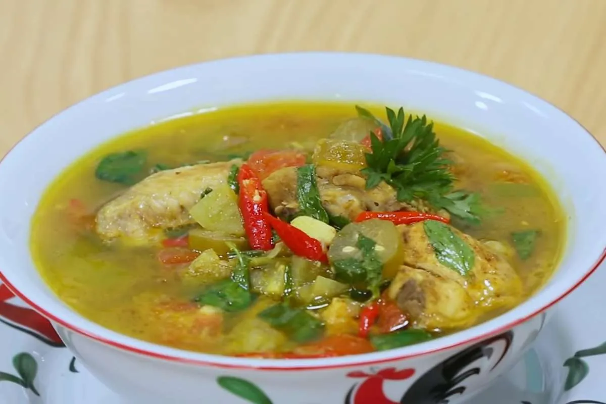 Resep Asem-asem Ayam Rumahan, Hidangan Berkuah Andalan Keluarga