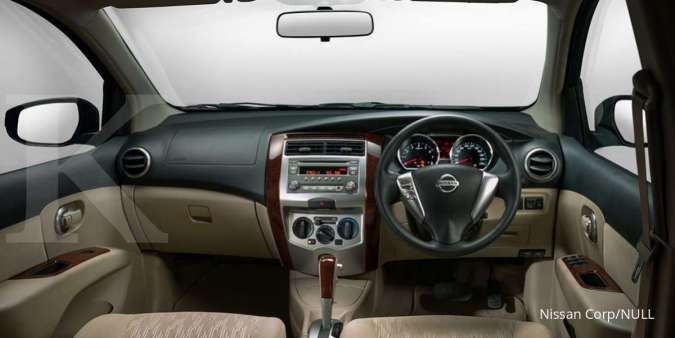 Harga mobil bekas Nissan Grand Livina (Interior)