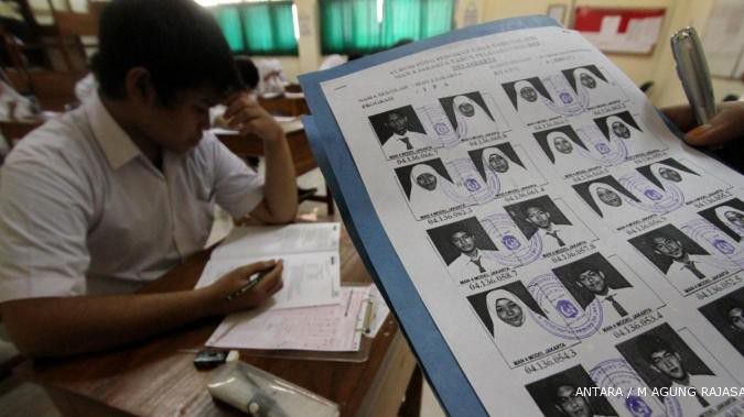 165 students miss 1st day exam in Jakarta