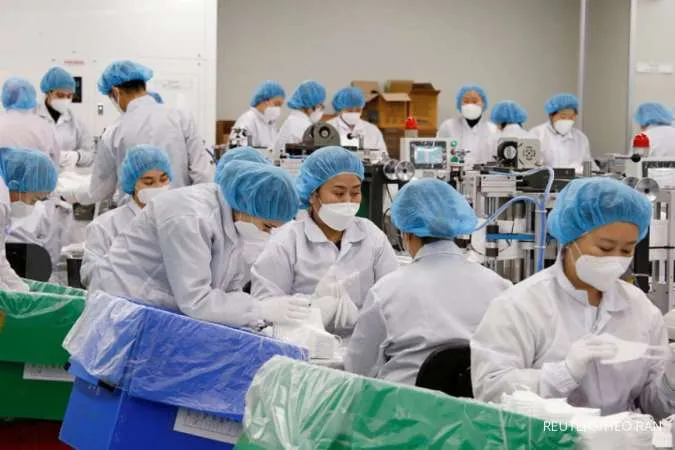 S.Korea Nov Factory Output Jumps, Beats Expectations