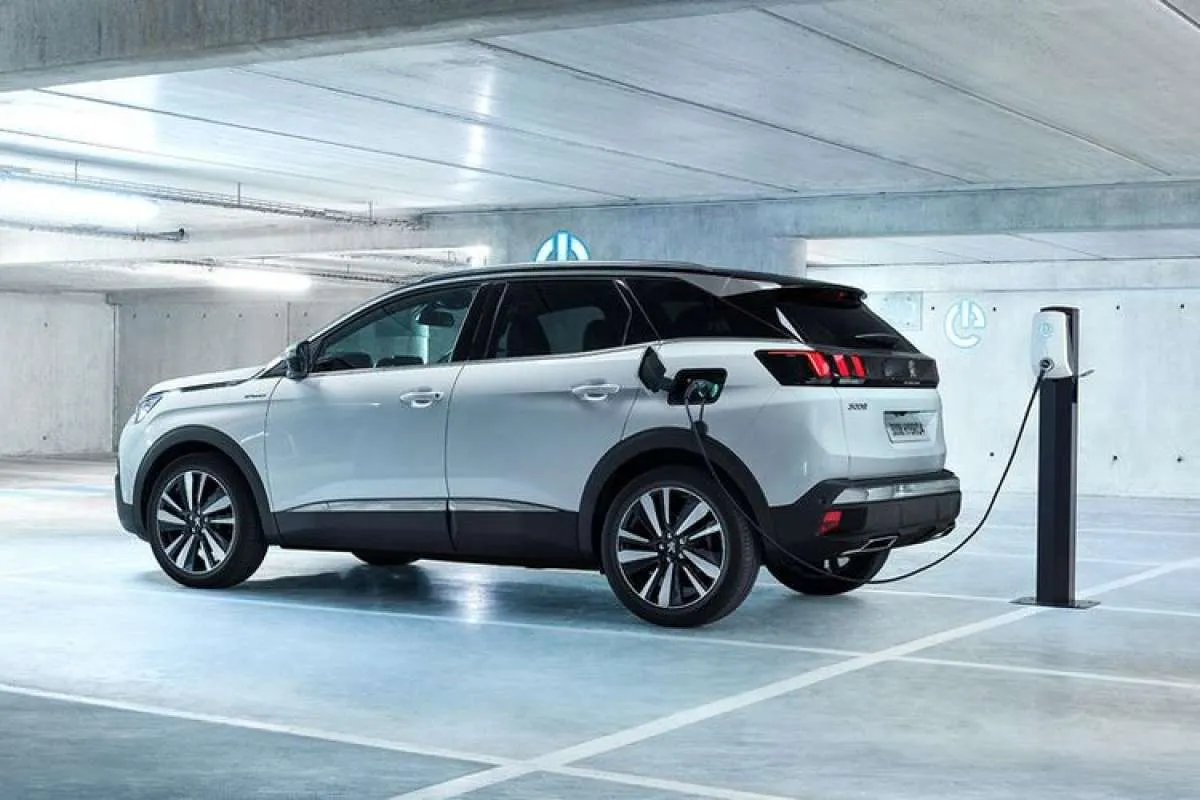 Perpres kendaraan listrik terbit, Peugeot bakal bawa mobil listrik