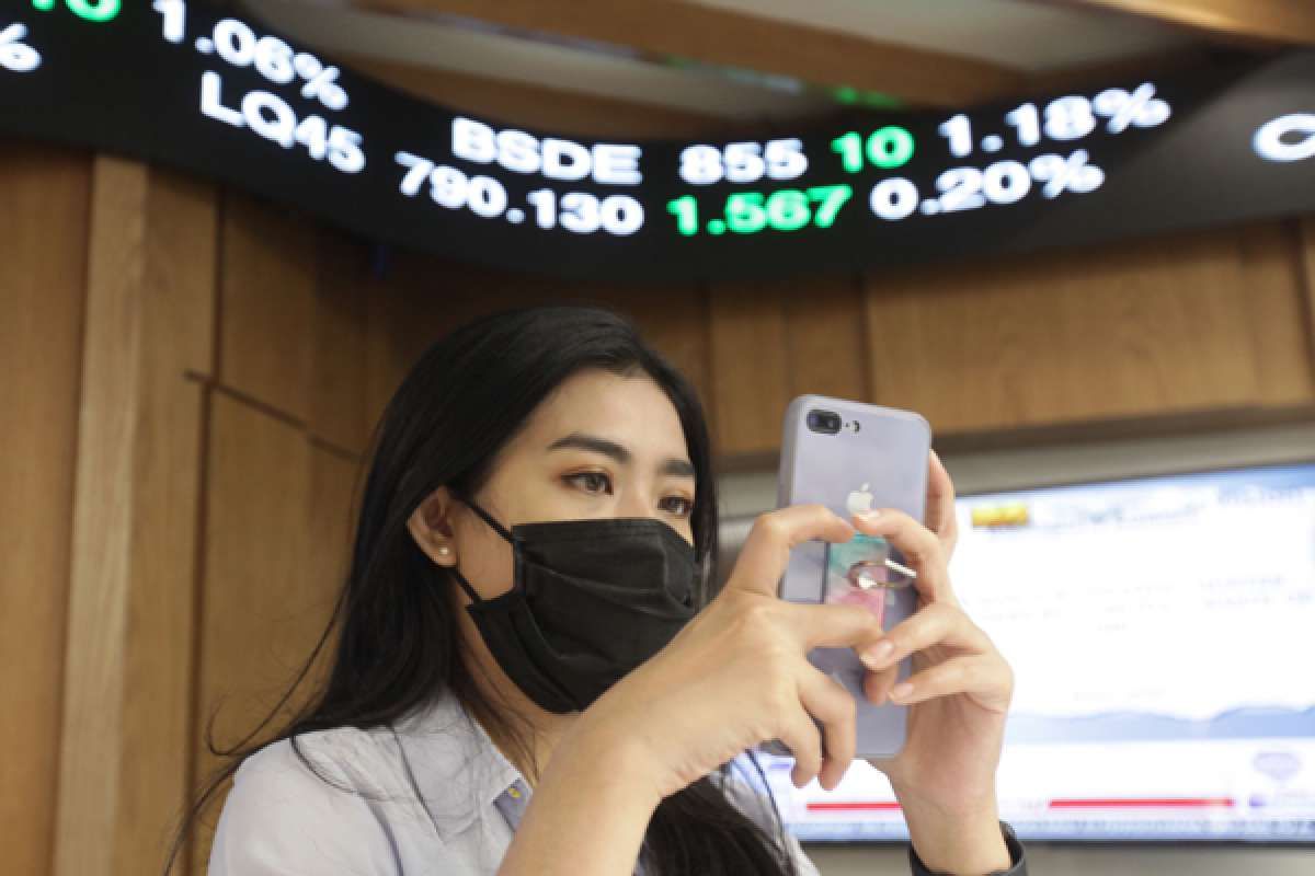 Pengelolaan investasi via online meningkat saat pandemi