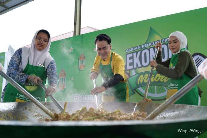 Ekonomi Pencuci Piring Dorong Kemandirian Santri Lewat Program Memasak