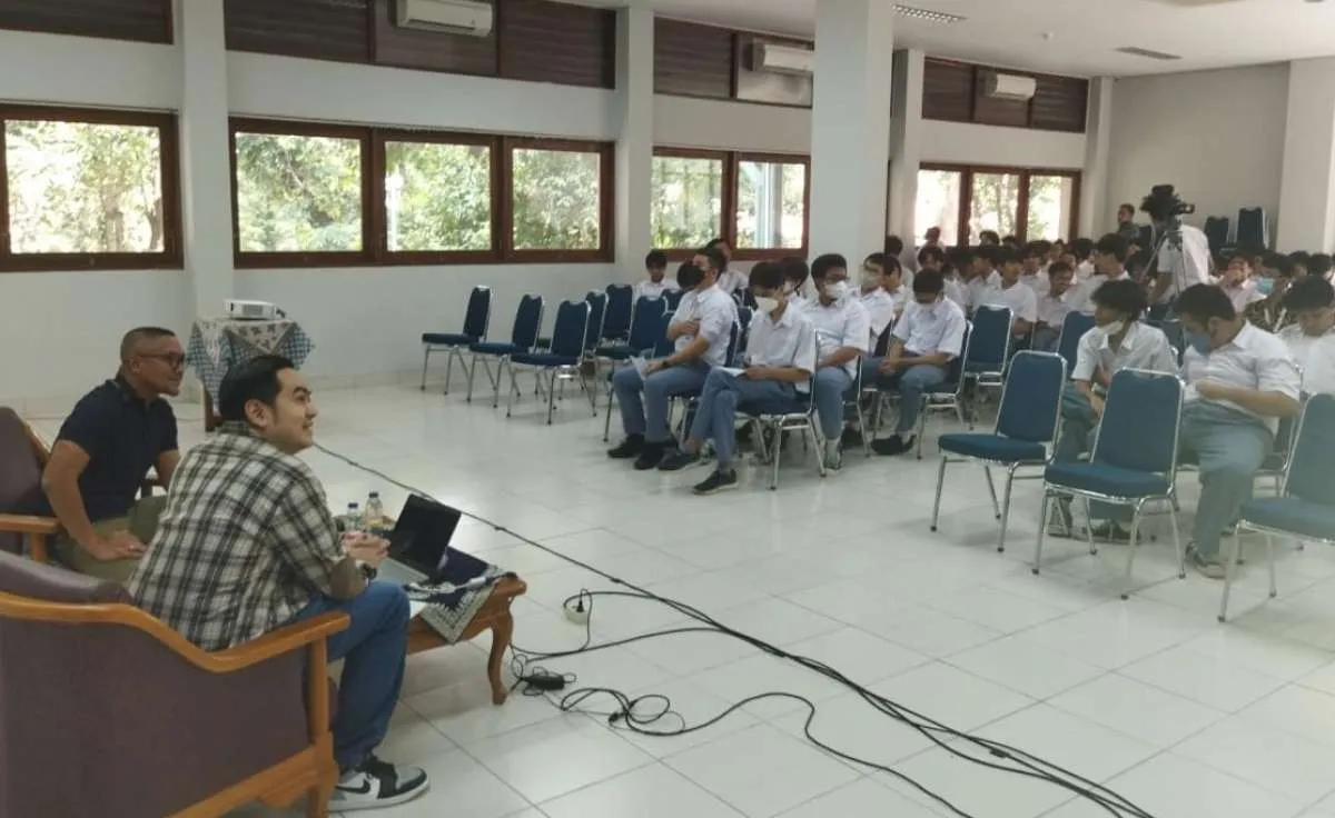 CEO Investree Bagikan Tips bagi Siswa SMA Jalankan Kurikulum Merdeka