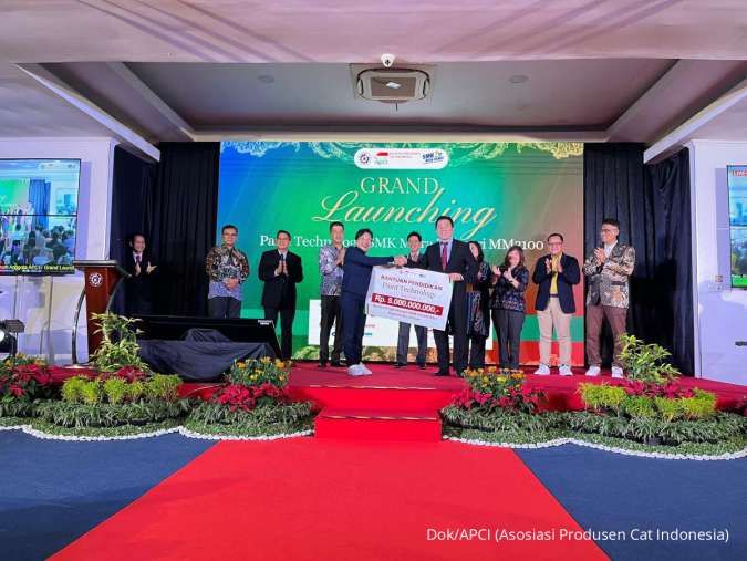 APCI Beri Dukungan dalam Pendidikan Paint Technology di SMK Mitra Industri MM2100