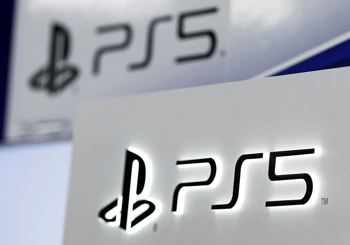 Pahit, pria ini harus jual murah PS5 setelah usaha penyamaran terbongkar sang istri