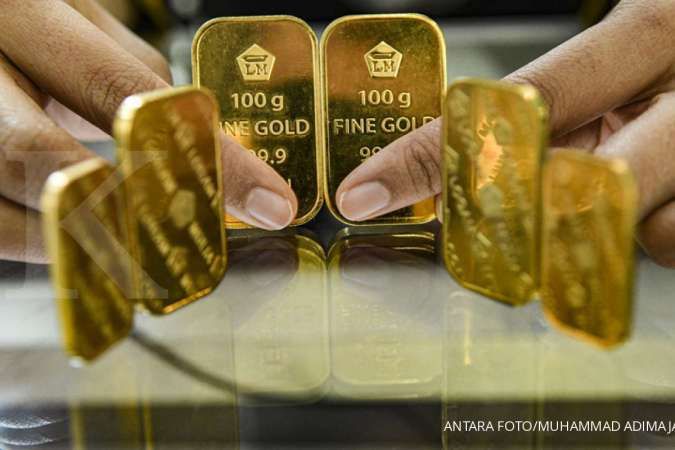 Sempat melesat hampir 2%, harga emas gagal tembus US$ 1.600
