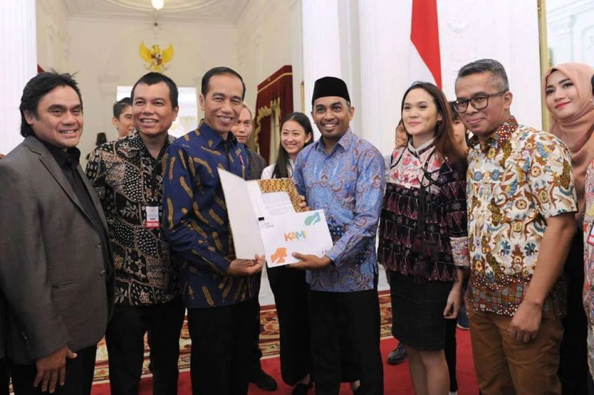 Jokowi berduka, pajang foto bersama Glenn Fredly