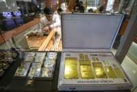 Perencana keuangan menilai emas masih bisa dilirik tahun depan