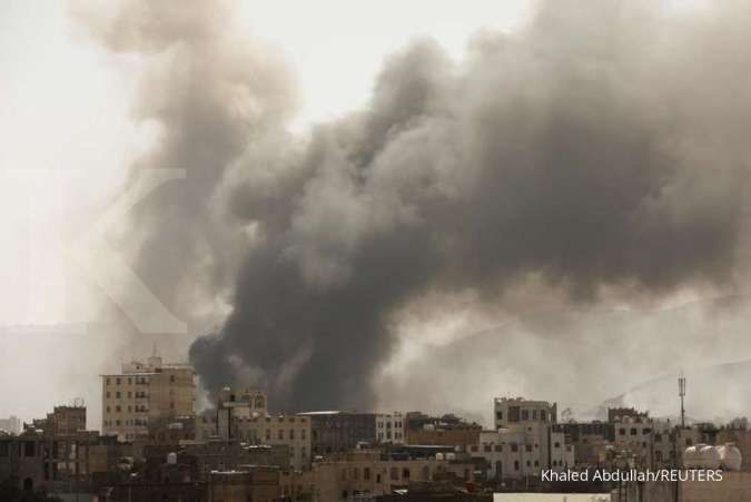 Koalisi pimpinan Arab Saudi serang situs militer Houthi di Sanaa